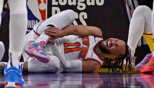 九游娱乐下载-从联盟前五到进攻生锈！布朗森伤揭开纽约致命伪装