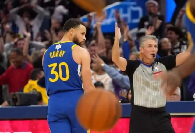 九游娱乐网页入口-科尔赛后言论满是绝望 勇士如何能挽救赛季败局？